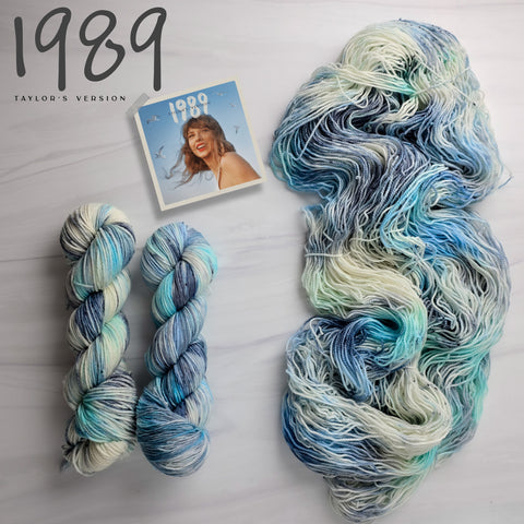1989 - Hand dyed yarn, light blue grey white - Taylor Swift inspired