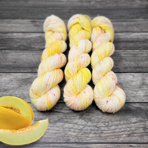 Honeydew - Hand dyed variegated speckled yarn - Merino Fingering to worsted