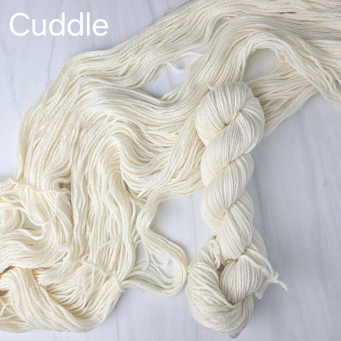 Undyed Yarn - Cuddle - Aran 4-ply 100g skein, white extra soft superwash merino wool cashmere Nylon