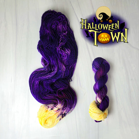 Halloween Town- Hand dyed yarn, assigned pooling - Nightmare Before Christmas inspired collection - dark violet purple with pop of light yellow