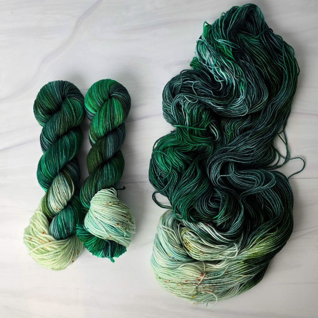 Midgard - Hand dyed Assigned Pooling yarn, Fingering Weight, speckled ...