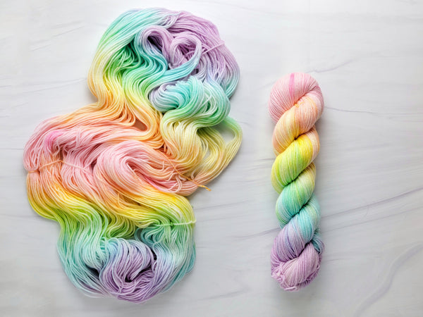 Pastel Rainbow Palindrome - Hand dyed variegated yarn -roygbiv assigned color pooling yarn