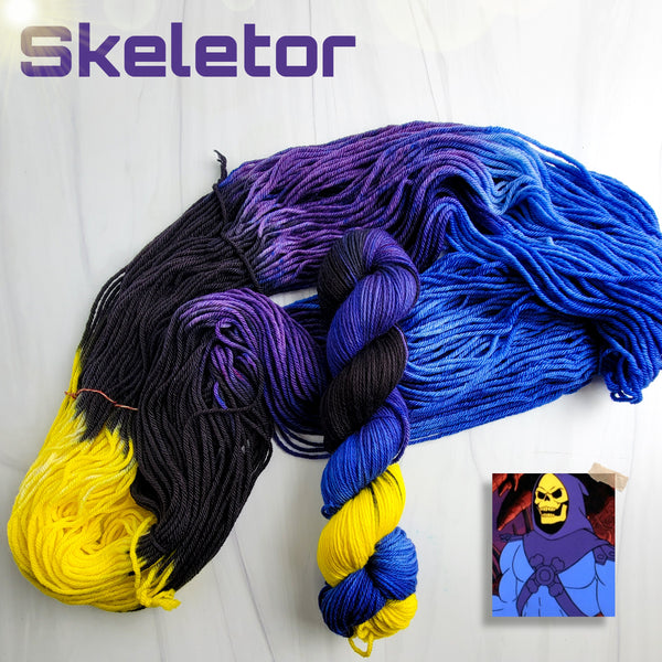 Skeletor - Hand dyed yarn - black yellow blue